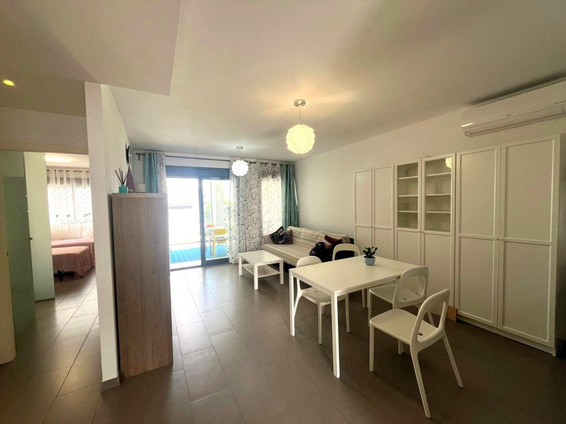 Exclusivo Bungalow de planta baja en Oasis Beach, La Zenia – Tu Oasis Privado en la Costa Blanca