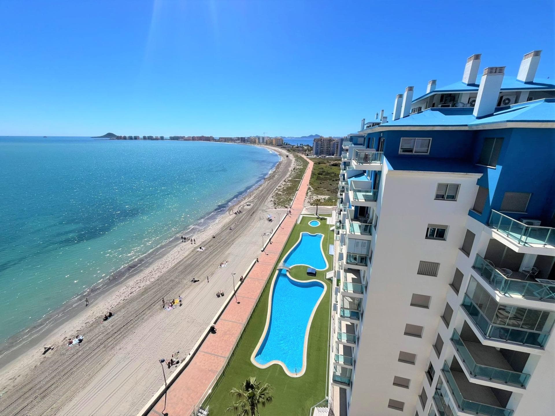 Exclusivo ático dúplex de lujo con vistas a dos mares en Euro Marina Tower, La Manga del Mar Menor