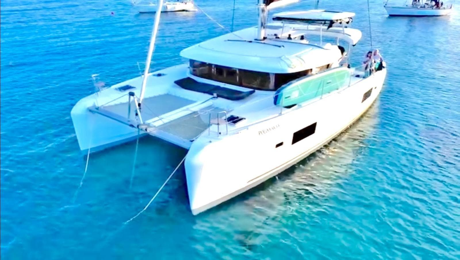 [Oportunidad Exclusiva] Catamarán Lagoon 42 (2024) – Una "Villa sobre el Mar" Lista para Navegar en Torrevieja