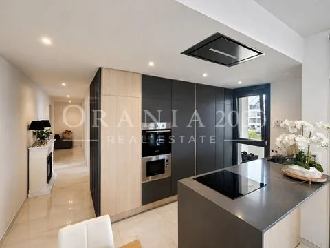 Exclusivo apartamento de 3 dormitorios con impresionantes vistas al mar en Playa Flamenca
