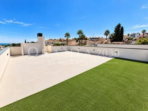 Villa independiente con piscina privada en Blue Lagoon, San Miguel de Salinas